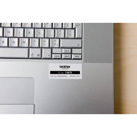 Nastro laminato per etichettarice - nero/bianco Brother 24 mm x 8 mt TZe-251